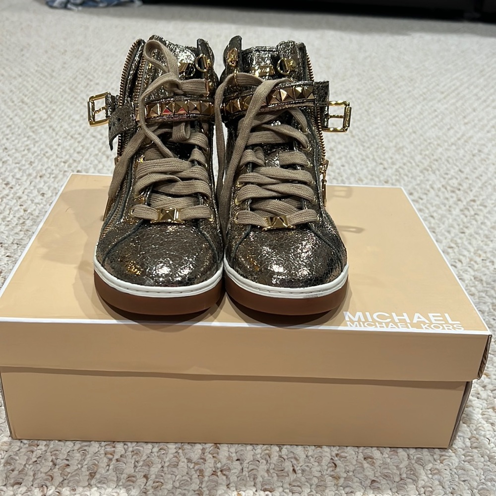 Michael Kors sneakers size 7.5